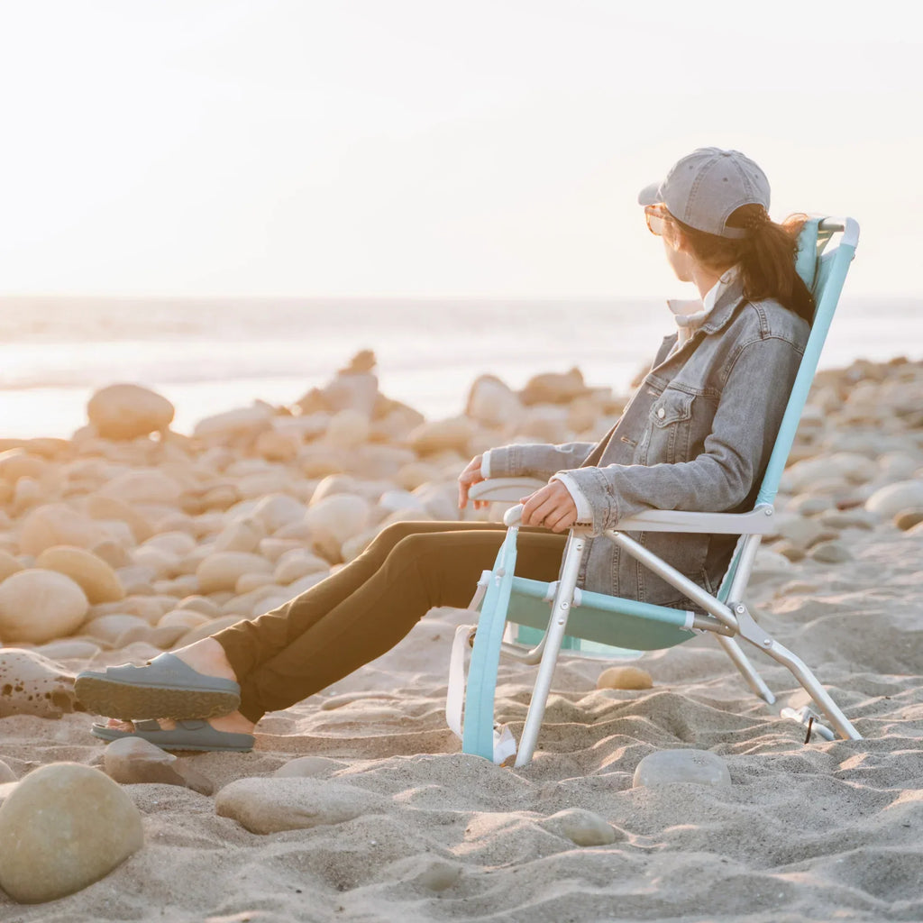 Bi-Fold Beach Chair™ | 7J28